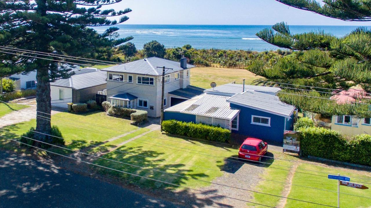 Taranaki Beach House - Great Sea Views Villa Waitara Dış mekan fotoğraf