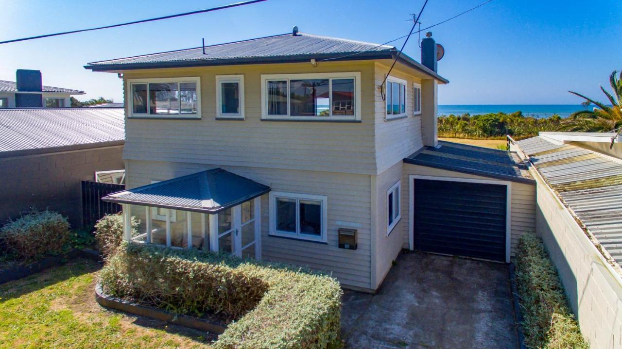 Taranaki Beach House - Great Sea Views Villa Waitara Dış mekan fotoğraf